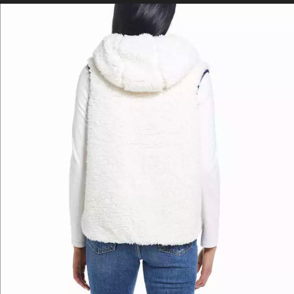 Original Weatherproof Vintage Hooded Sherpa Vest - Picture 3 of 4